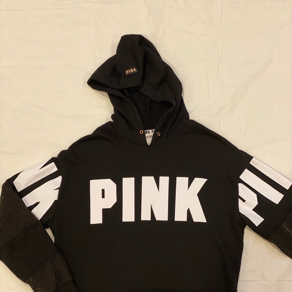 Pink small black crop sweatshirt with mesh half sleeve. - Picture 3 of 5